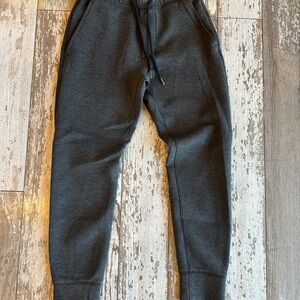 American Eagle Dark Gray Joggers Extra Small
